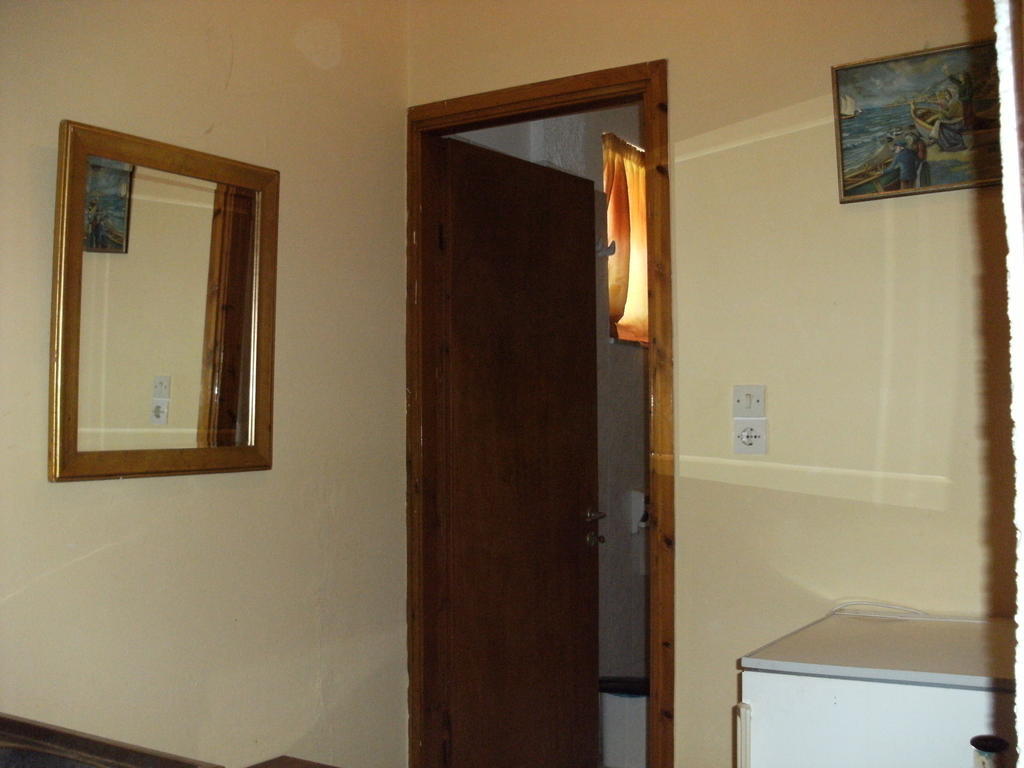 Katerina Hotel Толон Экстерьер фото