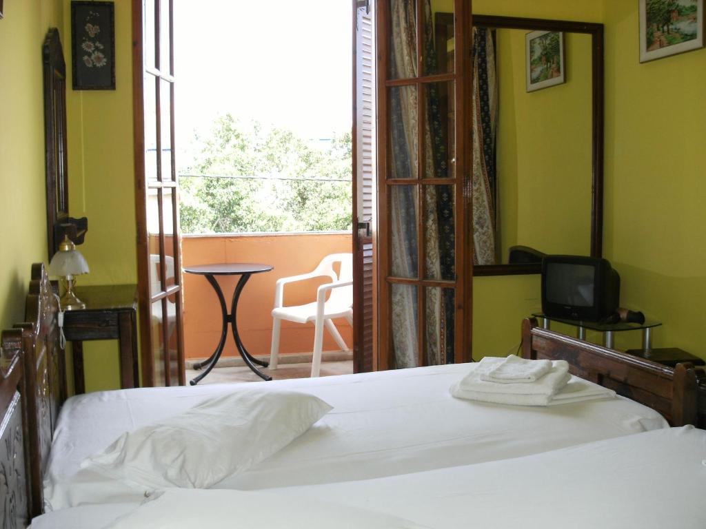 Katerina Hotel Толон Экстерьер фото