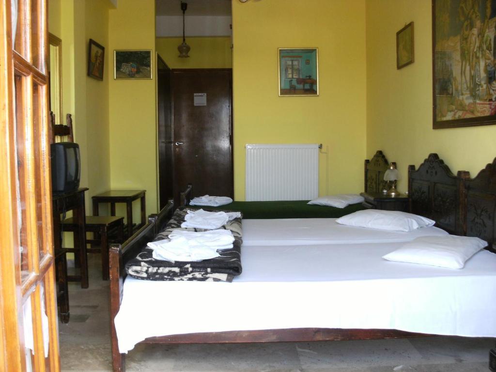 Katerina Hotel Толон Экстерьер фото
